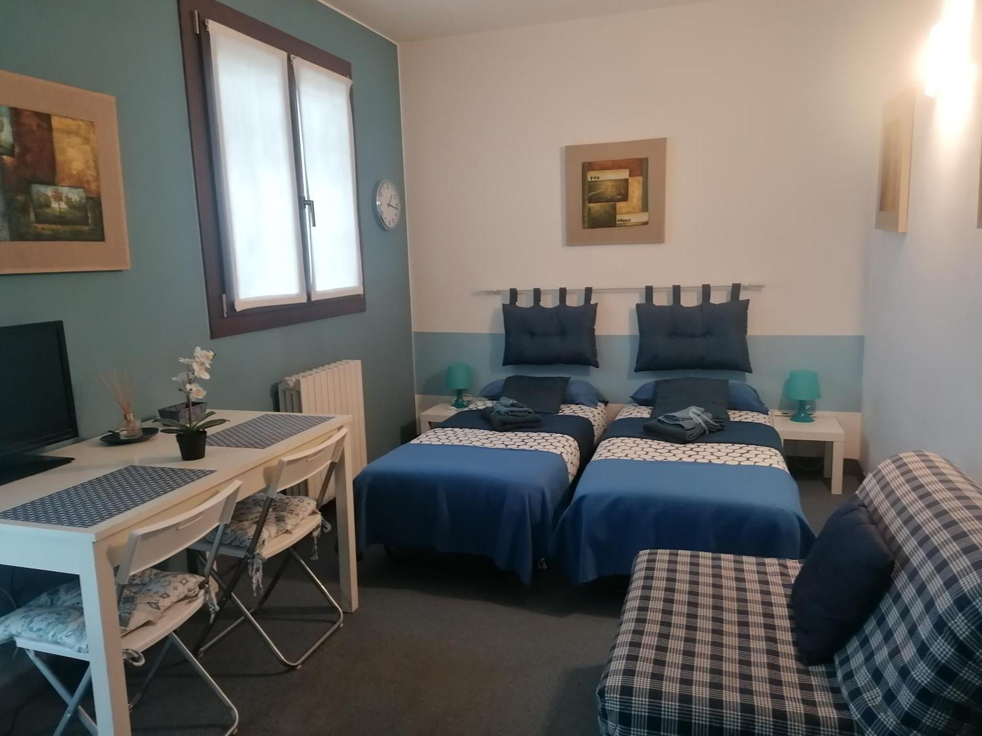 Guest house La Casa Blu- Forum Di Assago, Ospedale Humanitas, Milanofiori, Ieo Rozzano
