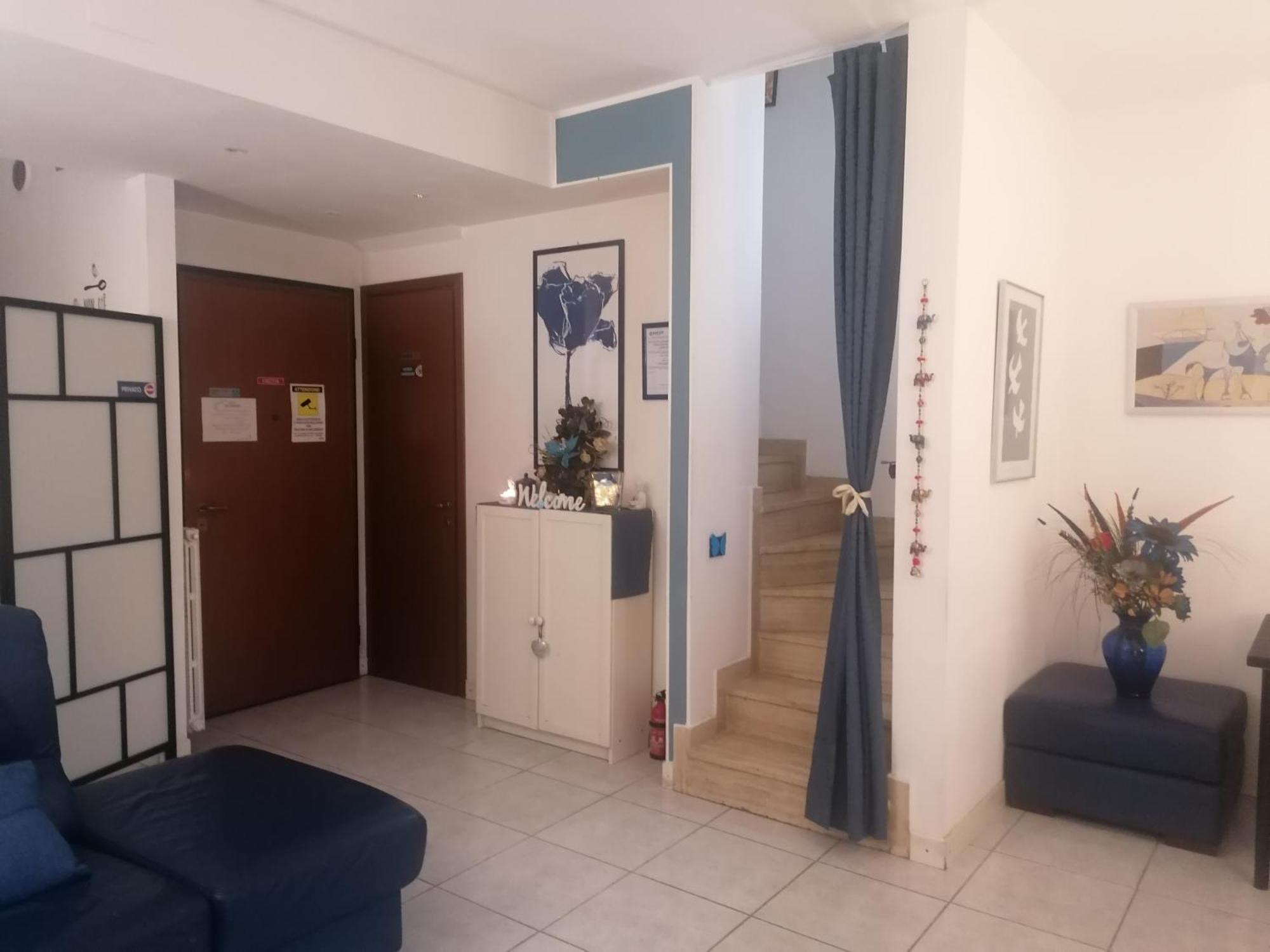 La Casa Blu- Forum Di Assago, Ospedale Humanitas, Milanofiori, Ieo Maison d'hôtes *