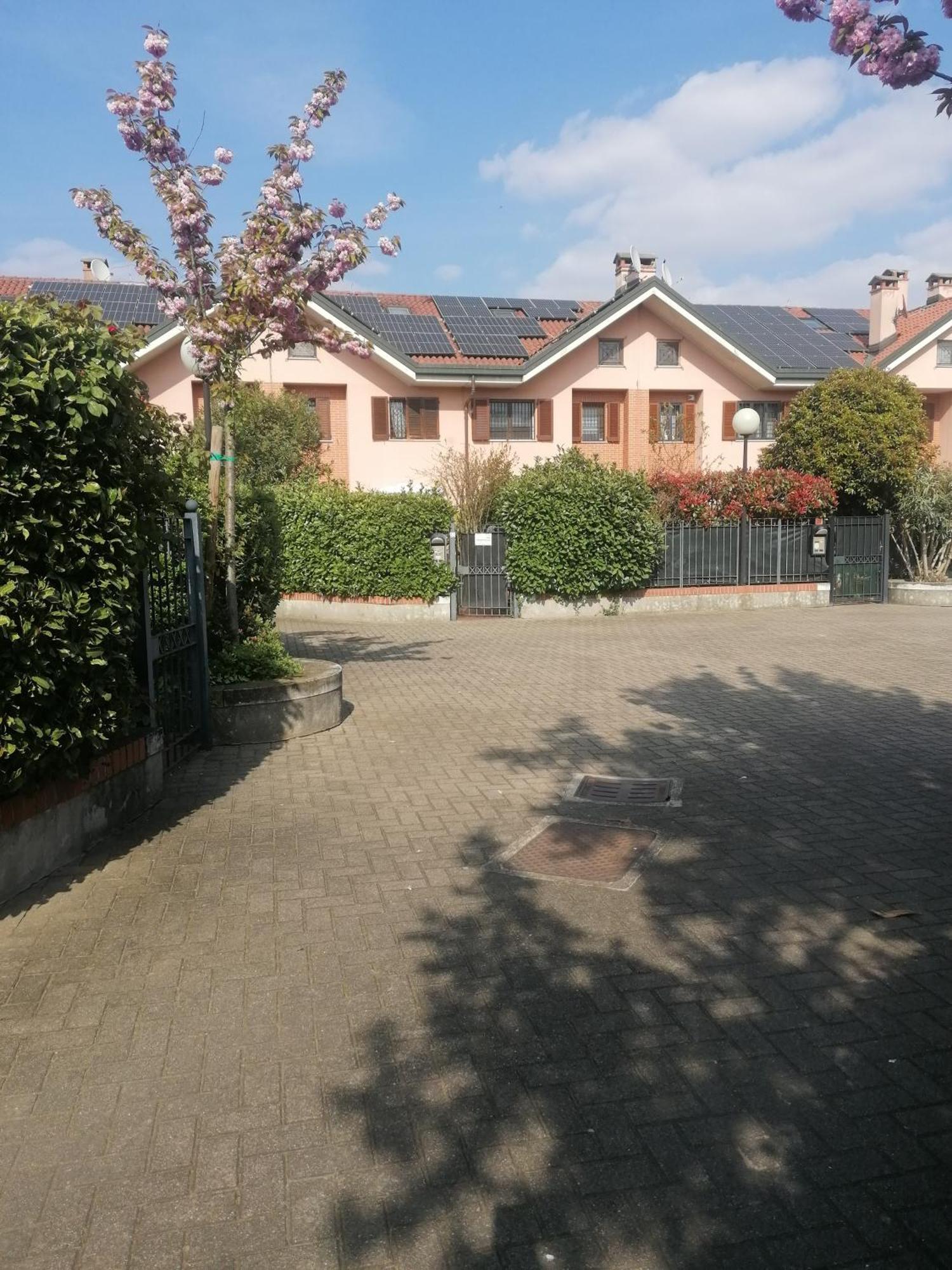 La Casa Blu- Forum Di Assago, Ospedale Humanitas, Milanofiori, Ieo