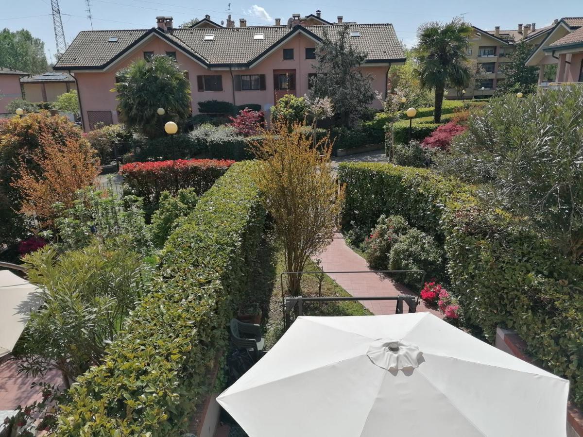 Affittacamere La Casa Blu- Forum Di Assago, Ospedale Humanitas, Milanofiori, Ieo *