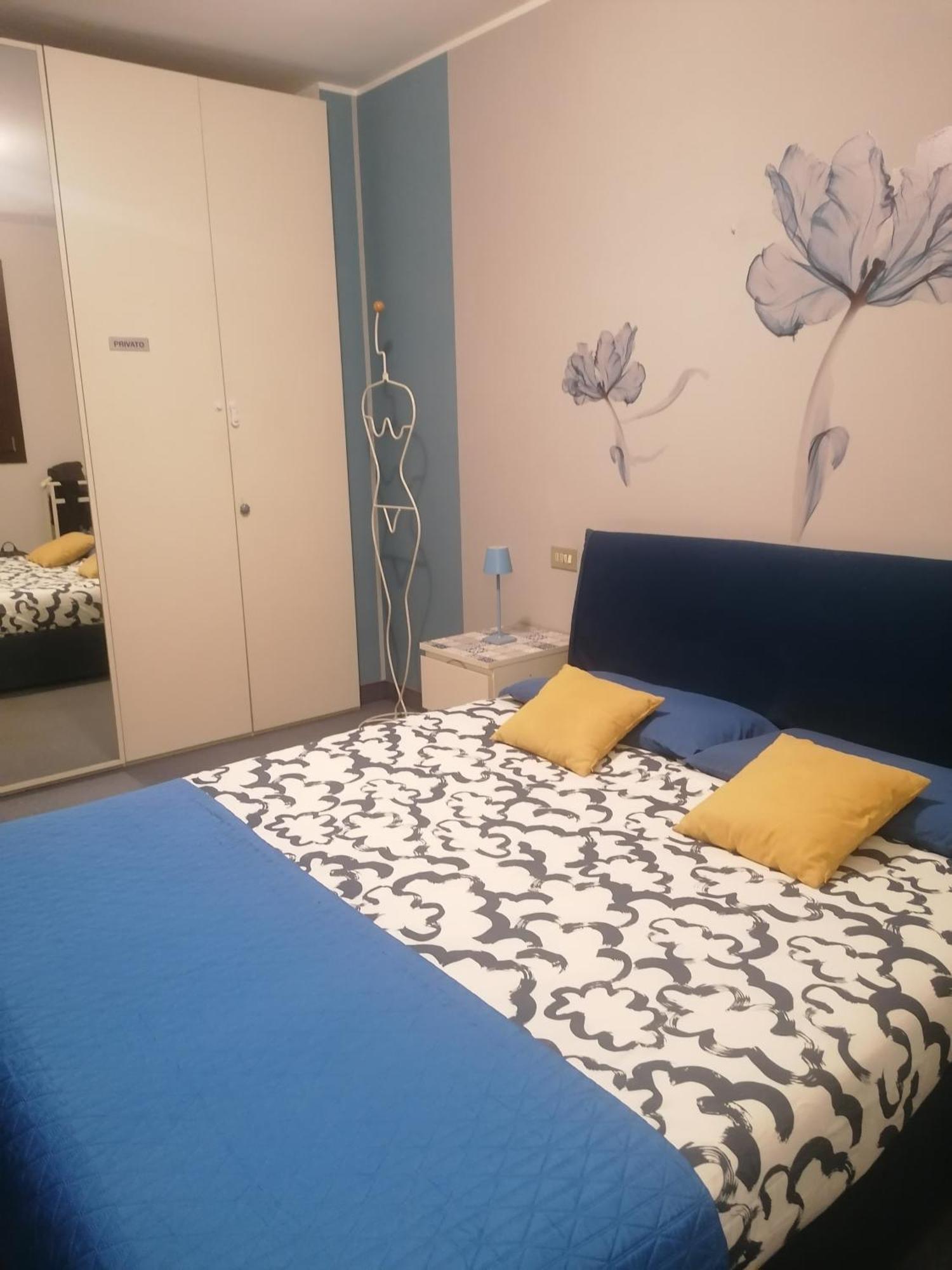Affittacamere La Casa Blu- Forum Di Assago, Ospedale Humanitas, Milanofiori, Ieo